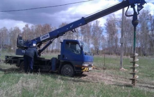 Mitsubishi Canter с буровой установкой - Кострома, заказать или взять в аренду