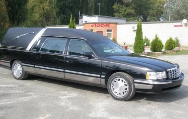 Cadillac DeVille - Кострома, заказать или взять в аренду