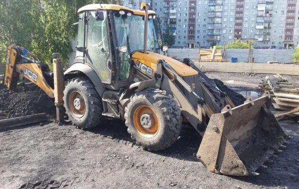 Услуги спецтехники для разравнивания грунта и насыпи - Кострома, цены, предложения специалистов