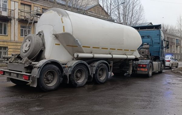 Перевозка цемента полуприцепами - Кострома, заказать или взять в аренду