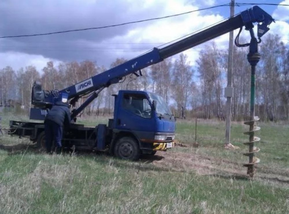 Буроям Mitsubishi Canter с буровой установкой взять в аренду, заказать, цены, услуги - Кострома