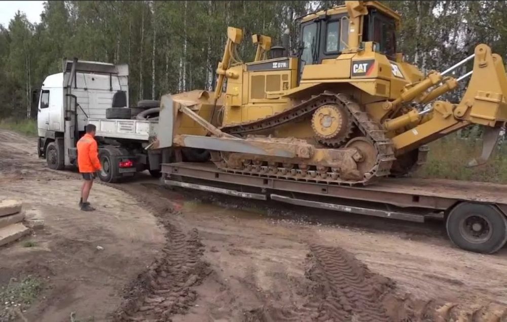 Бульдозер Бульдозеры в аренду CAT D7R, Komatsu D375A взять в аренду, заказать, цены, услуги - Кострома