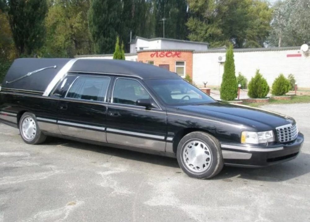 Катафалк Cadillac DeVille взять в аренду, заказать, цены, услуги - Кострома