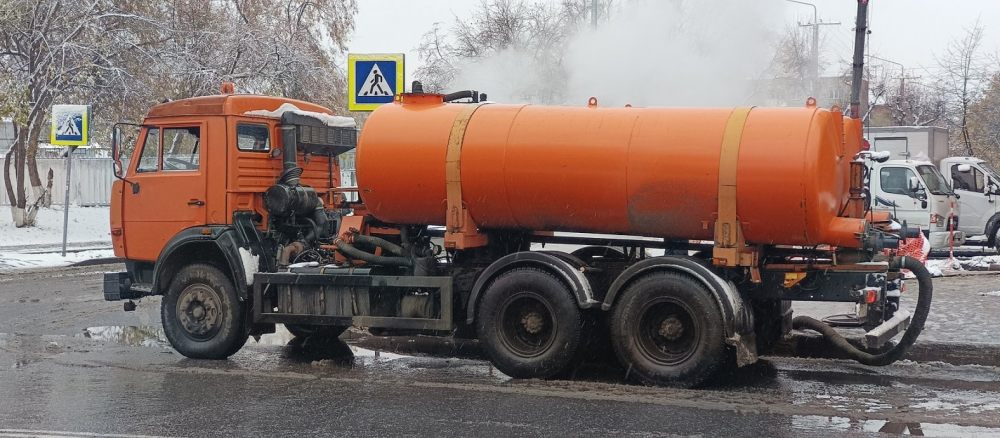 Откачка ила. Услуги илососа и ассенизатора стоимость услуг и где заказать - Кострома