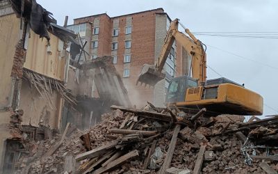 Промышленный снос и демонтаж зданий спецтехникой - Кострома, цены, предложения специалистов